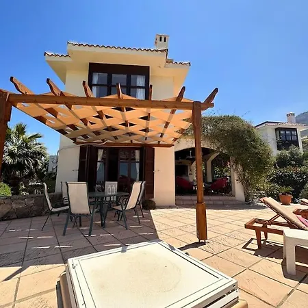 Villa Cyprus Harbour View *