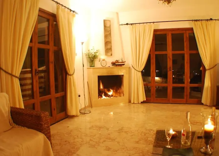 Cyprus Harbour View * キレニア