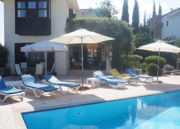 Cyprus Harbour View Вилла