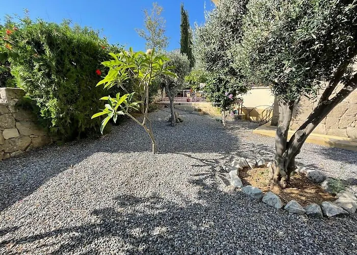 Cyprus Harbour View * Кирения