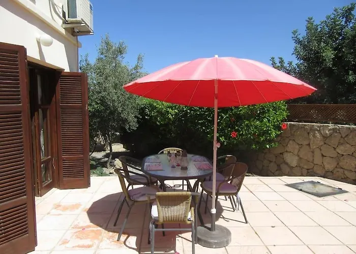 Cyprus Harbour View Кирения