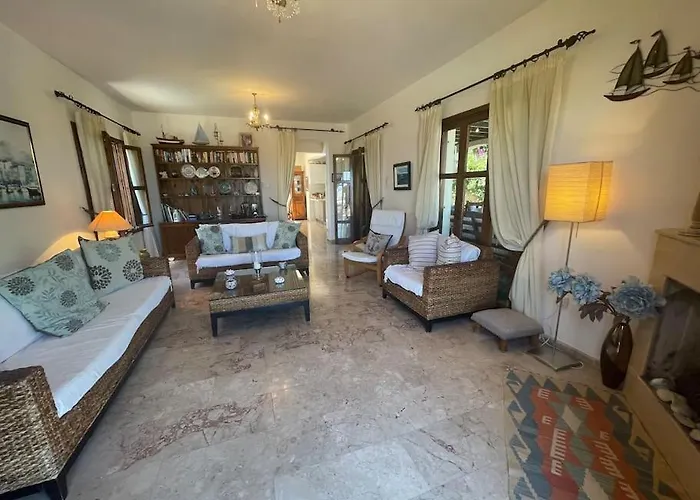 Cyprus Harbour View Κερύνεια